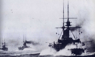 Ships water sky clouds background - rayonism free wallpaper