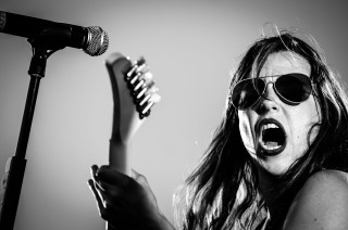 Woman sunglasses singing microphone hairbrush - arabella rankin free wallpaper