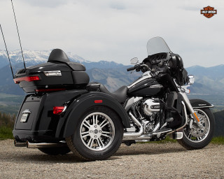 Motorcycle parked gravel road mountains - doug ohlson free wallpaper