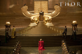 Woman red dress stage statue - a stage free wallpaper