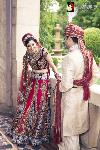 Man woman indian attire balcony - a man and woman free wallpaper for mobile