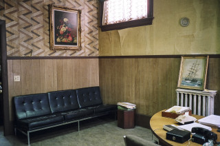 Room couch interior furniture comfortable - twin peak free wallpaper