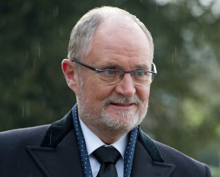 Bald bearded man suit tie - breyten breytenbach free wallpaper