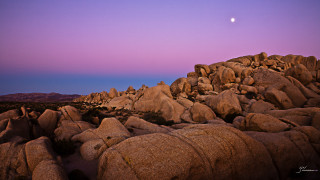 Full moon rocky desert purple - a purple sky in the background free wallpaper