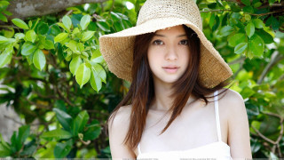 Woman hat tree leaves looking - branch free wallpaper