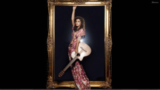 Woman long dress guitar picture - a picture frame free wallpaper