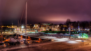 Boat dock night lights city - a boat dock free wallpaper