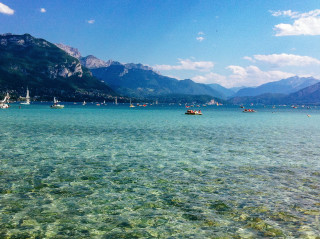 Water boats mountains clouds sky - free summer wallpaper