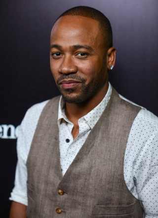 Man vest shirt polka dot - earl moran free wallpaper for mobile