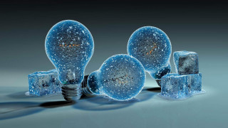 Light bulbs table ice blocks - light bulb free wallpaper