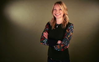 Esther blairkie mackinnon smiling portrait - sweater free wallpaper