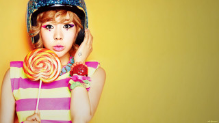 Woman helmet lollipop hand wearing - sunny free wallpaper