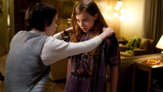 Woman helping woman hair living - movie scene free wallpaper