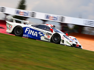 Racing car track grass building - racing free wallpaper