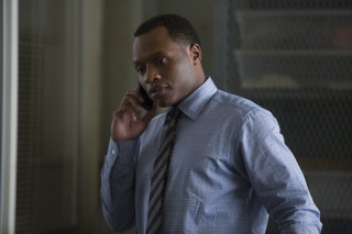 Everett warner formal man blurry - vancouver school free wallpaper