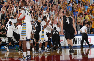 Basketball game court fans men - the stand free wallpaper