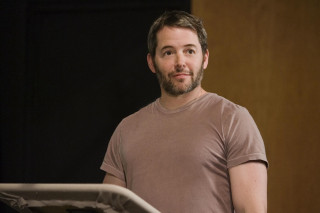 Man laptop wooden wall black - david lazar free wallpaper for desktop