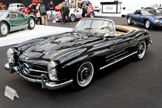 Black car show people background - other car free wallpaper