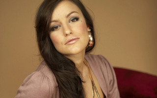 Woman long hair necklace couch - flavia bloi free wallpaper for desktop