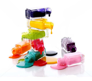 Colored bottles liquid camera white - a group free wallpaper