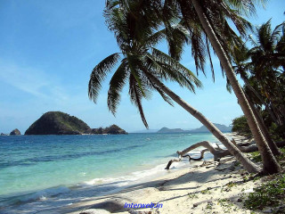Beach boat palm trees mountain 2 - beach free wallpaper