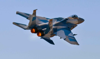 Fighter jet blue sky light - gradient light blue free wallpaper for desktop