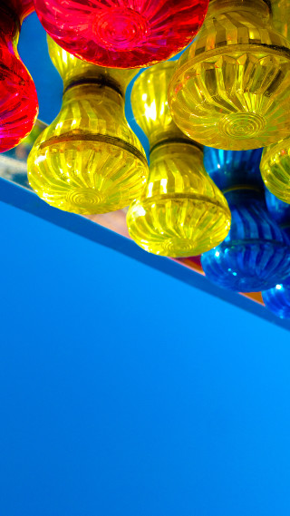 Colorful glass objects hanging store - color free wallpaper for mobile