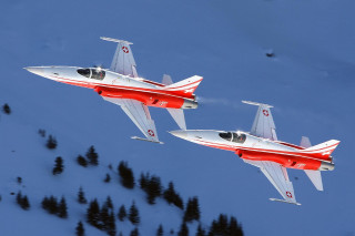 Red white jets flying sky - viennese actionism free wallpaper