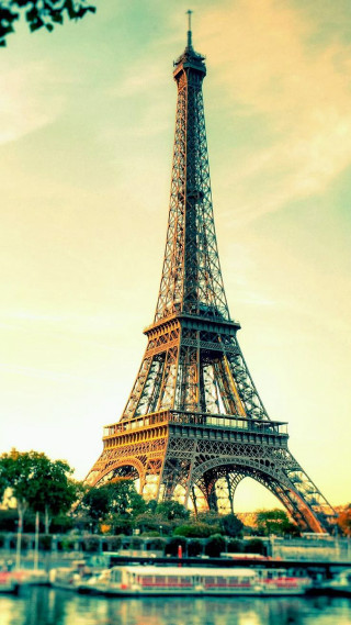 Boat eiffel tower paris water 2 - beautiful free wallpaper for mobile
