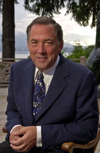 Man suit tie sitting chair 2 - free sports wallpaper for mobile