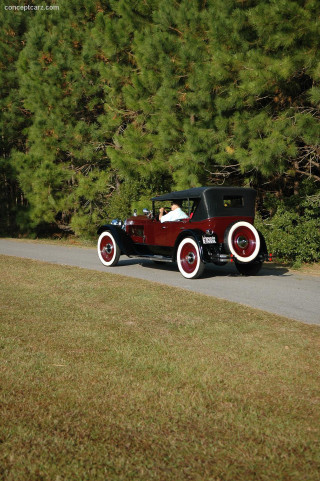 Vintage car forest road matte - matte drawing free wallpaper