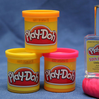 Play doh containers toothpaste blue - still free wallpaper for tablet