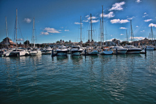 Boats docked harbor buildings blue - a harbor free wallpaper