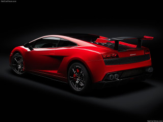 Red sports car dark room 16 - a dark room free wallpaper for desktop