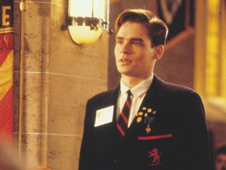 Man suit tie building flag - institutional free wallpaper