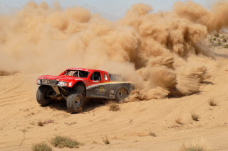 Red truck desert sand dust - dust free wallpaper