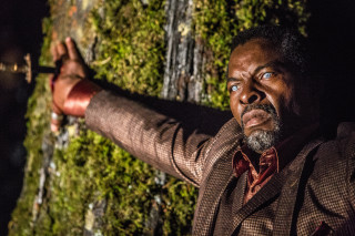 Man pointing hand air moss - eugene montgomery free wallpaper