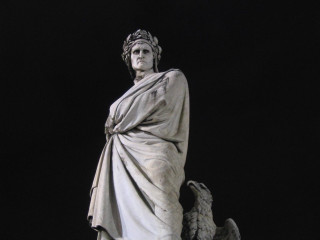 Statue woman bird shoulder black - a bird free wallpaper