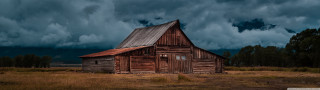 Barn field stormy sky clouds - a barn in a field free wallpaper