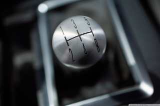 Metal knob car engine closeup - ray free wallpaper