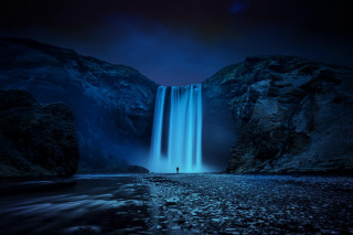 Waterfall person night fullmoon sky - daniel lieske free wallpaper