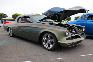 Green car hood open parking - a hood free wallpaper