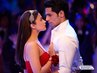 Dance kiss crowd white shirt - movie still free wallpaper