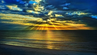 Sunset ocean clouds sun rays 2 - cloud and sun rays free wallpaper