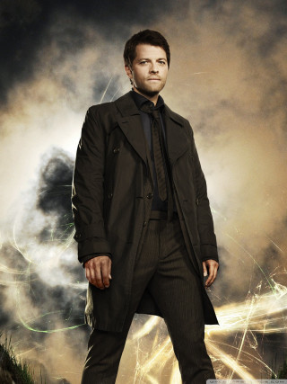 Man suit tie dark background 3 - dean roger free wallpaper