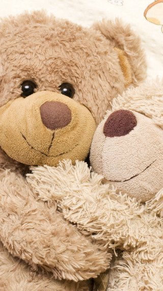 Teddy bear hugging another bear - tan free wallpaper for mobile