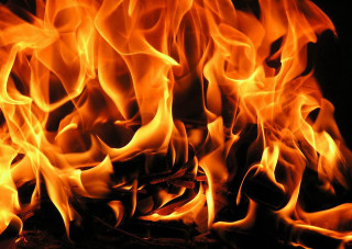 Close up fire flames ground - many free wallpaper