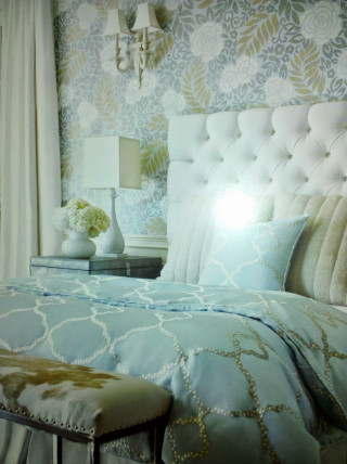 Bed blue comforter white headboard - feature free wallpaper for mobile