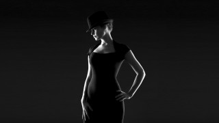 Woman dress hat posing black - film noir free wallpaper