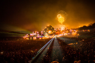 Crowd fireworks night train track - dr. atl free wallpaper